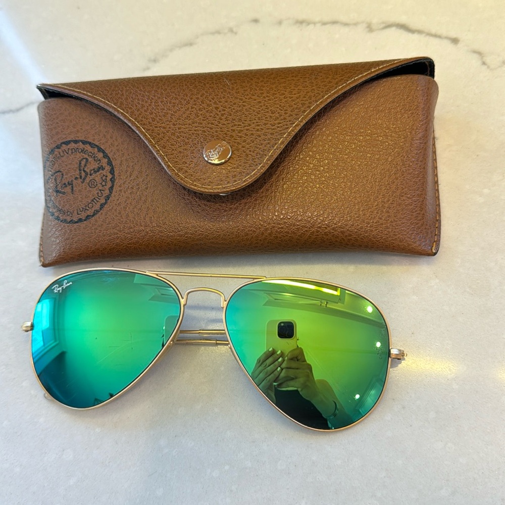 Green reflective, aviator sunglasses scratches on lens OK condition